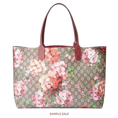 Gucci Reversible Gg Blooms Leather Tote in Pink 